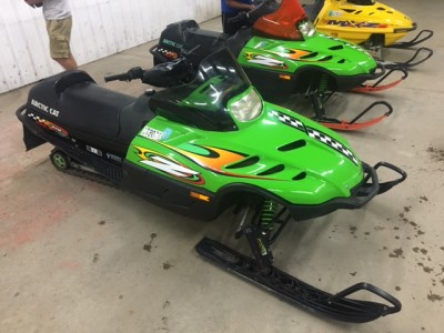 2000 Arctic Cat Z 370 cc snowmobile for sale, Ortonville, Minnesota 56278